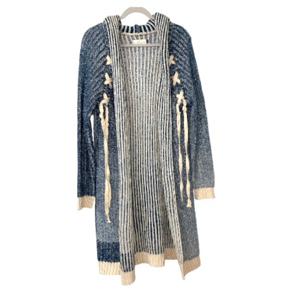 Kloth&Clover Blue and Cream Cardigan Size L/XL Hoodie Braided Chunky Knit Ombré